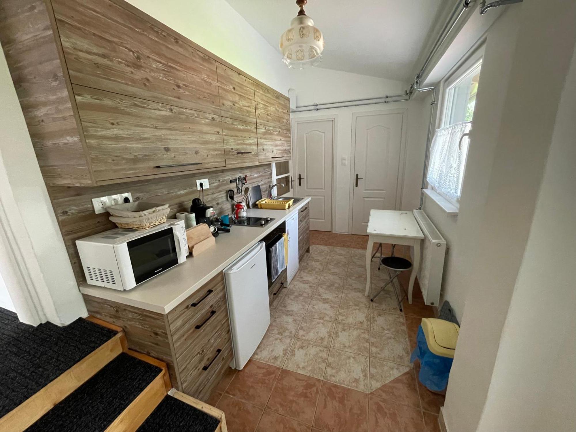 Hidlab Apartman Kimle Exterior foto